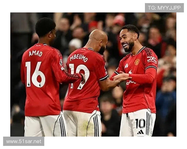 曼联防守漏洞源于整体结构,当前阶段防守稳定性面临考验 曼联防守漏洞源于整体结构,当前阶段防守稳定性面临考验