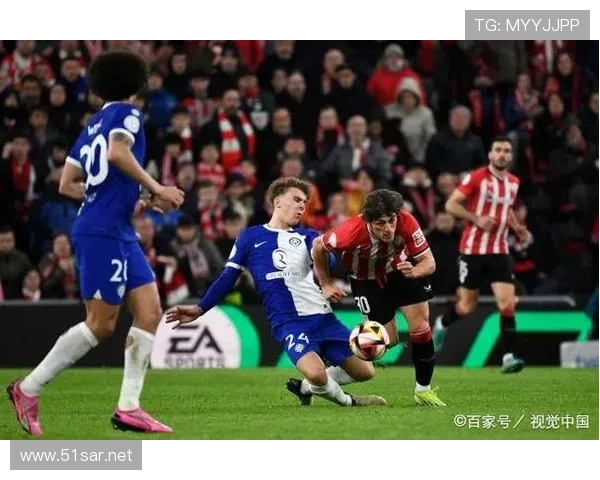 贝林厄姆 vs 穆西亚拉：德国赛场新星的战术角色与进攻效率对比